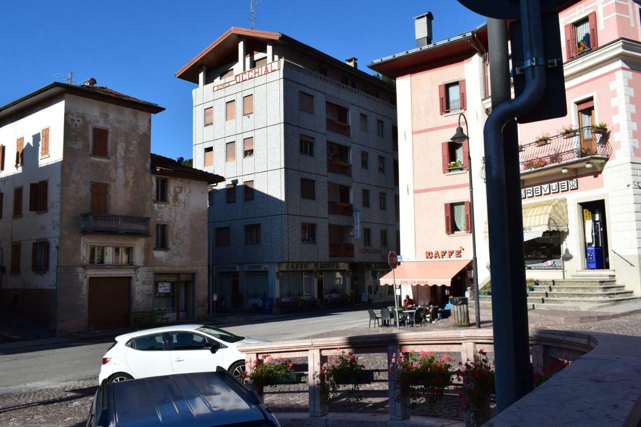 Lozzo Di Cadore - Dolomiti - Piazza IV Novembre Lozzo Cadore Экстерьер фото